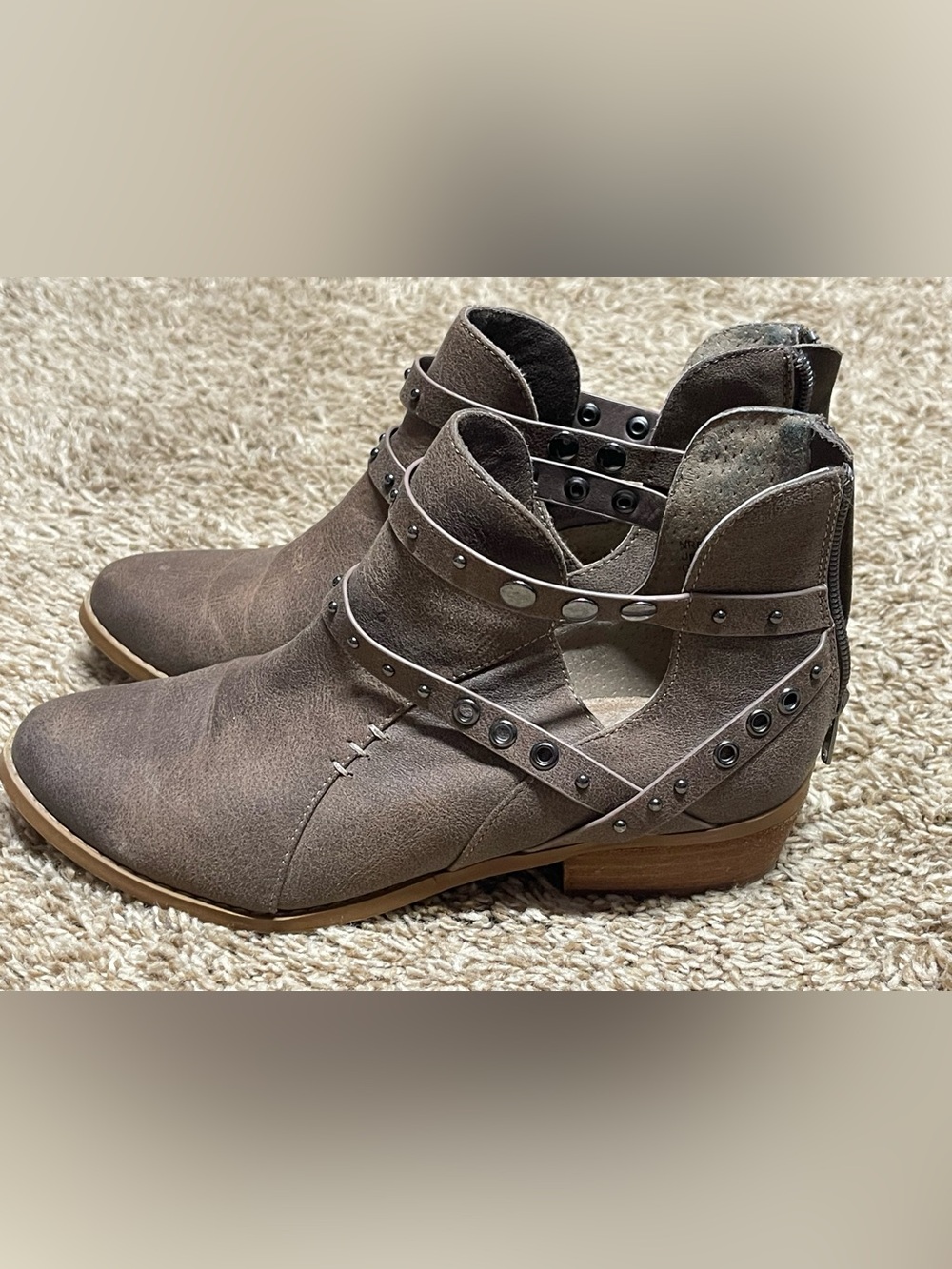 Not Rated Women’s Brown Ankle Boots